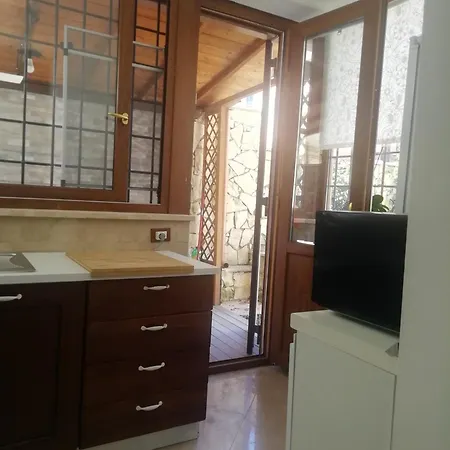 Apartment Domus Albanella Rome