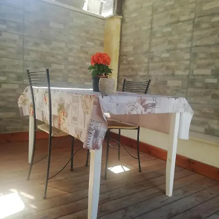 Domus Albanella Apartment